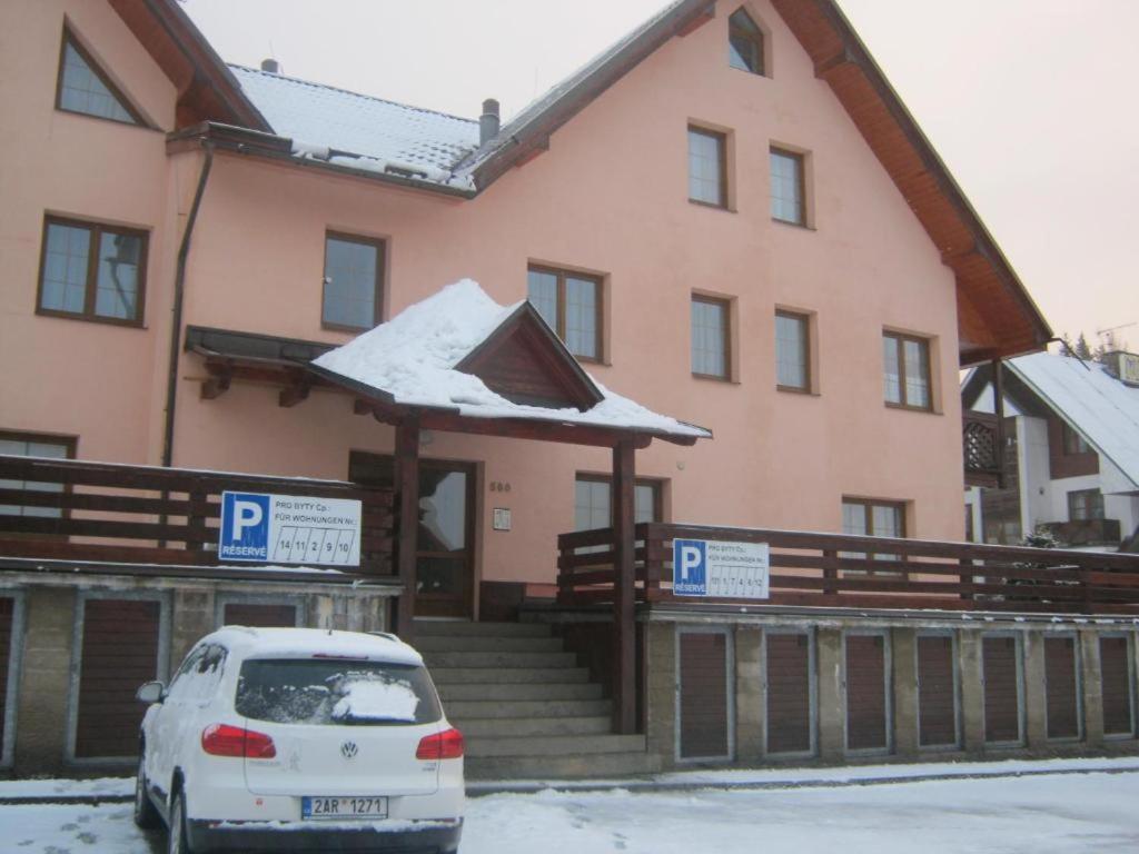 Apartman Klondajk Гаррахов Экстерьер фото